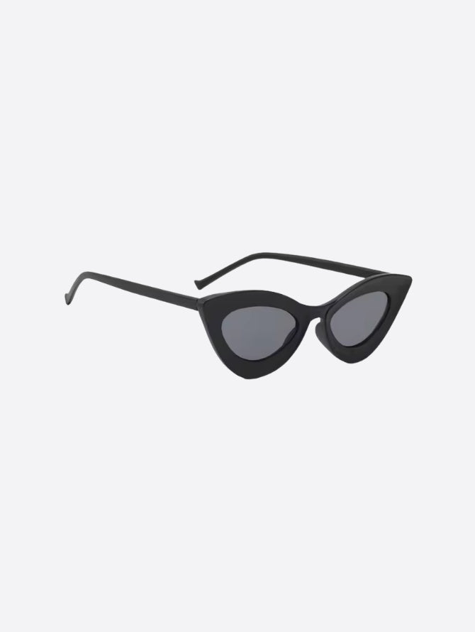 Matte Black Cat-Eye Sunglasses